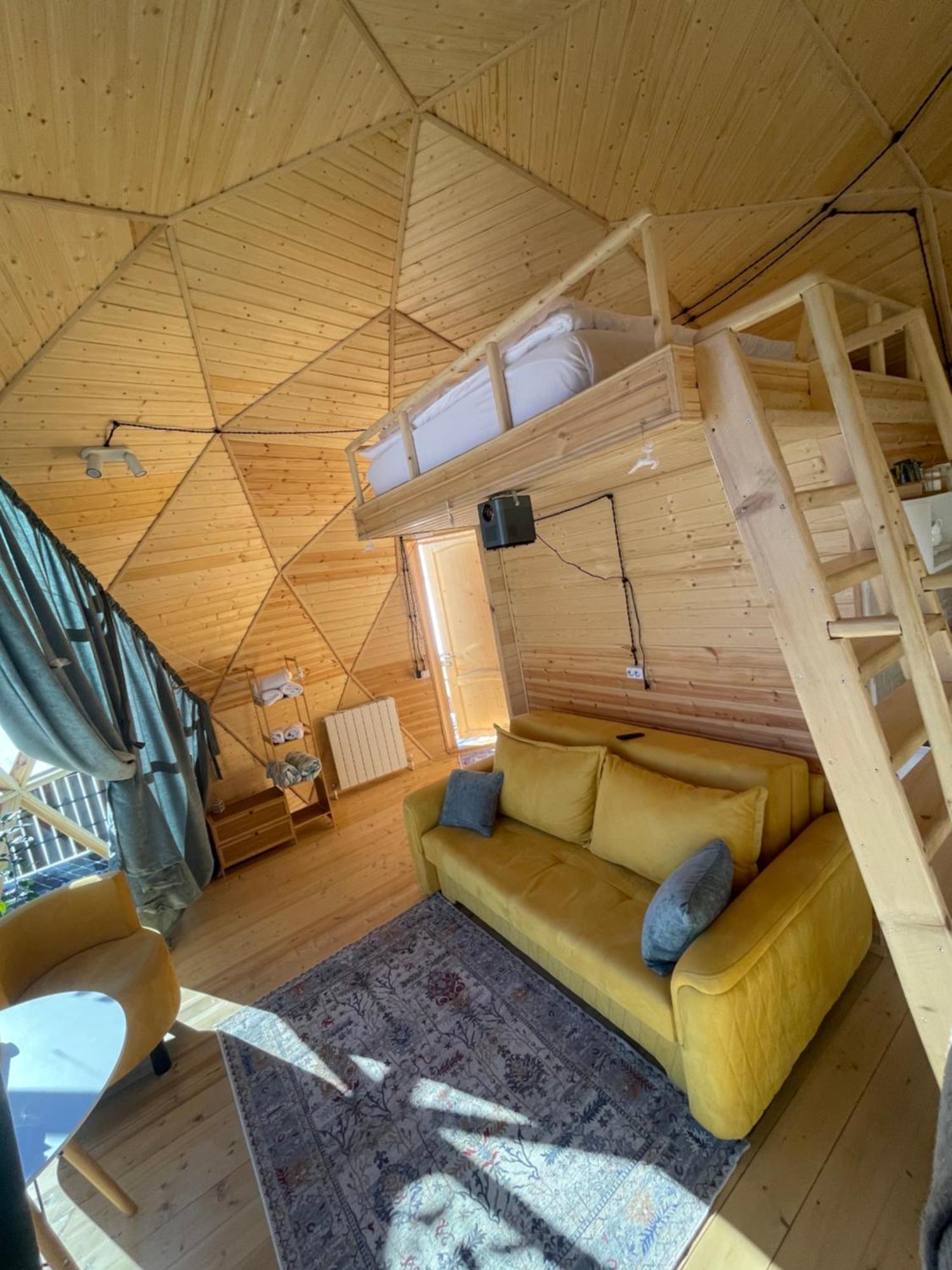 Gabua Glamping Villa Казбеги Екстериор снимка