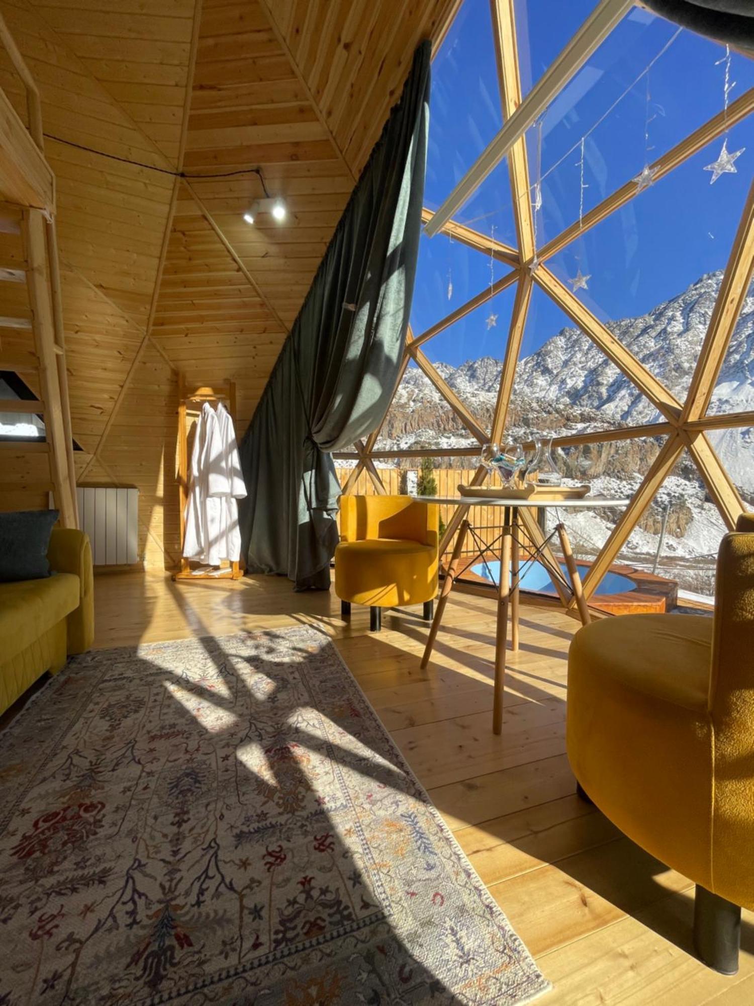 Gabua Glamping Villa Казбеги Екстериор снимка
